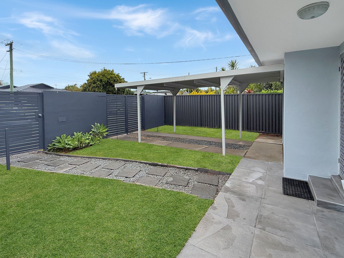 102 Albion Avenue MIAMI 2
