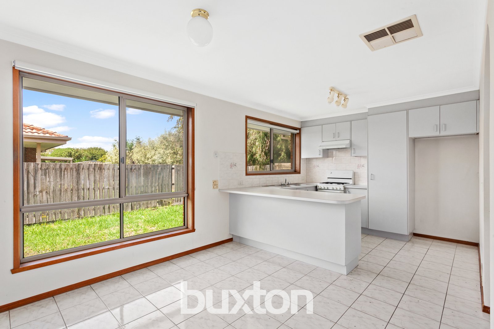 Gallery: 102 Argyle Avenue
