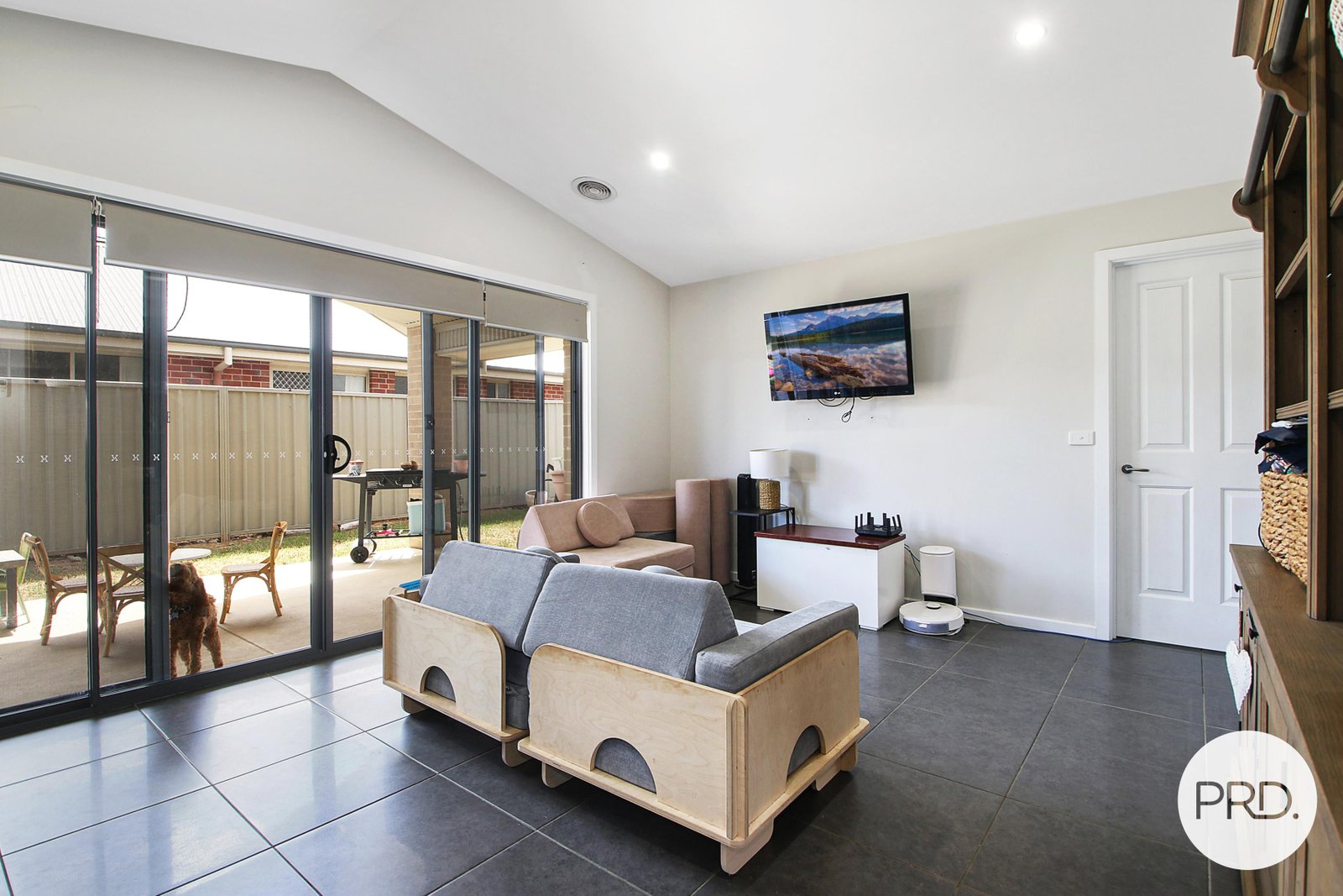 102 Ava Avenue THURGOONA 5