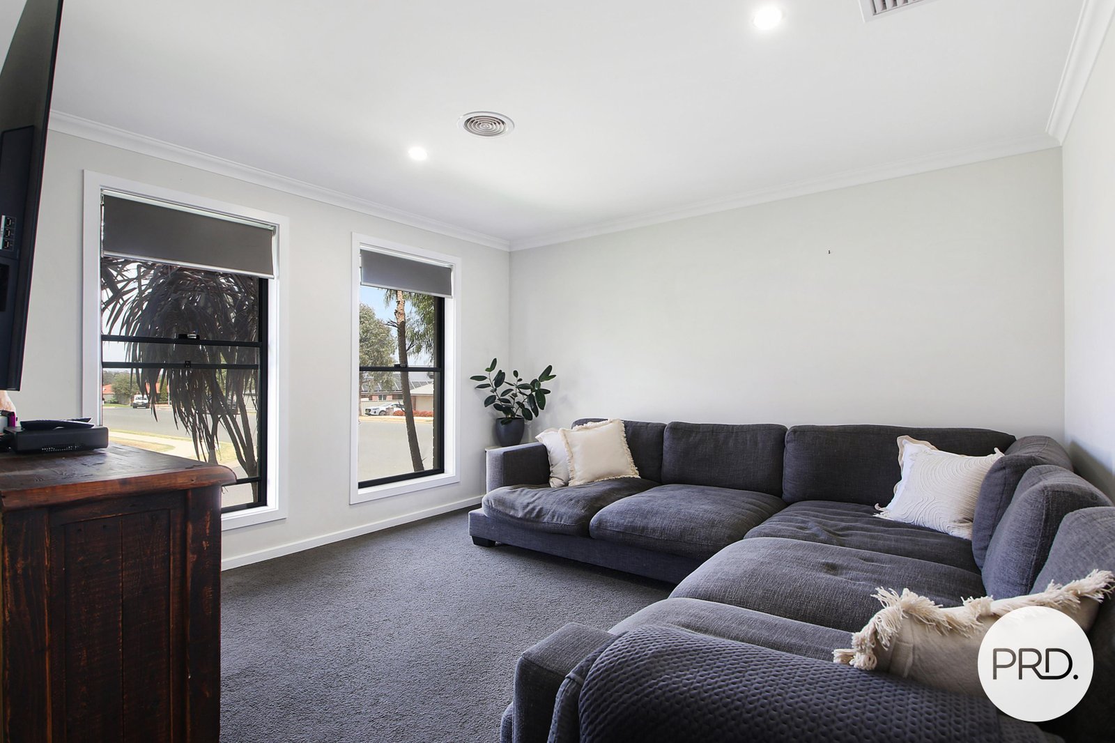 102 Ava Avenue THURGOONA 6