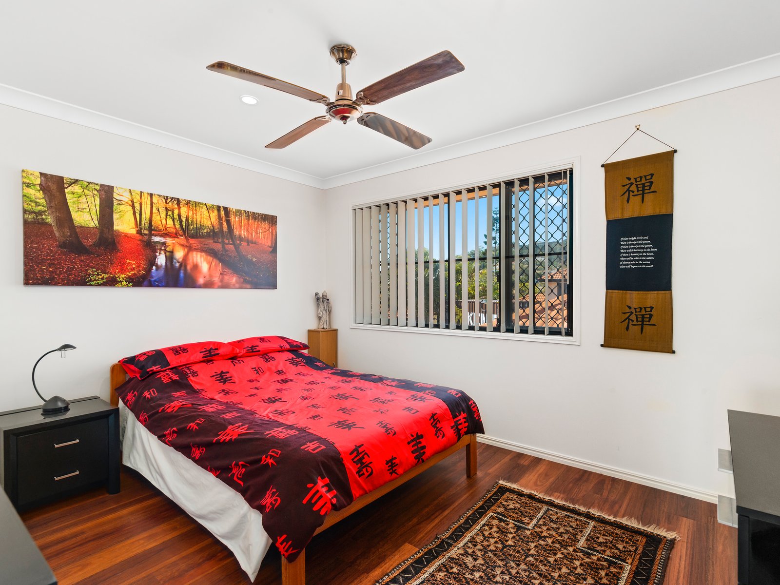 10/2 Beachcomber Court BURLEIGH WATERS 10