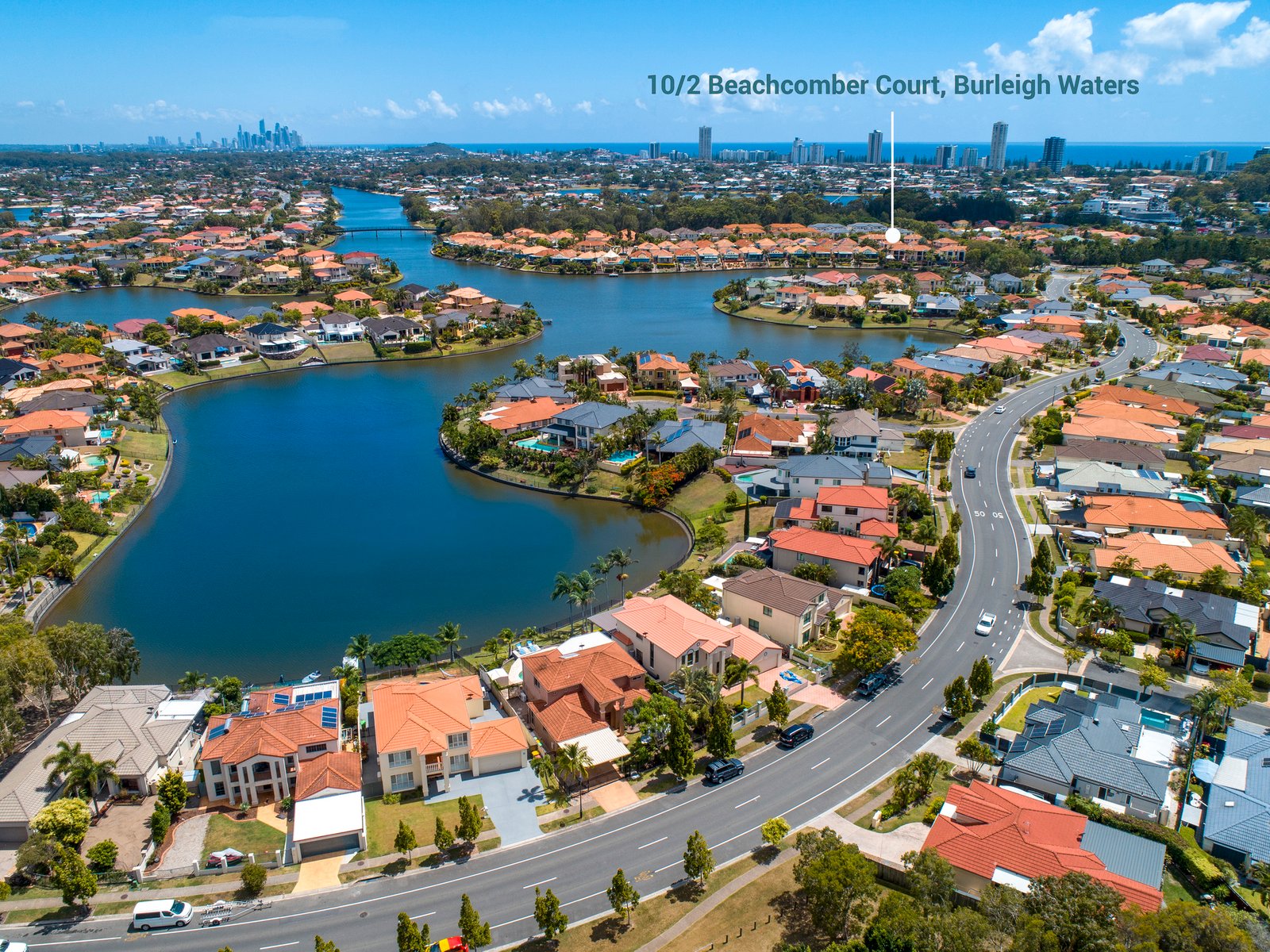 10/2 Beachcomber Court BURLEIGH WATERS 13