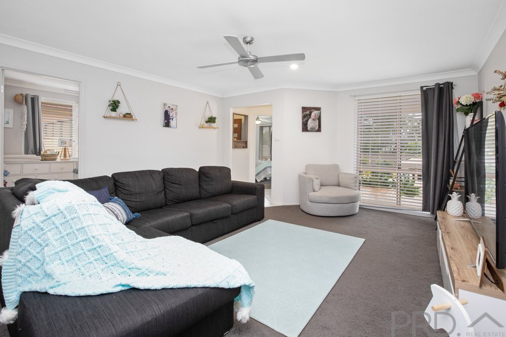 102 Budgeree Drive ABERGLASSLYN 3