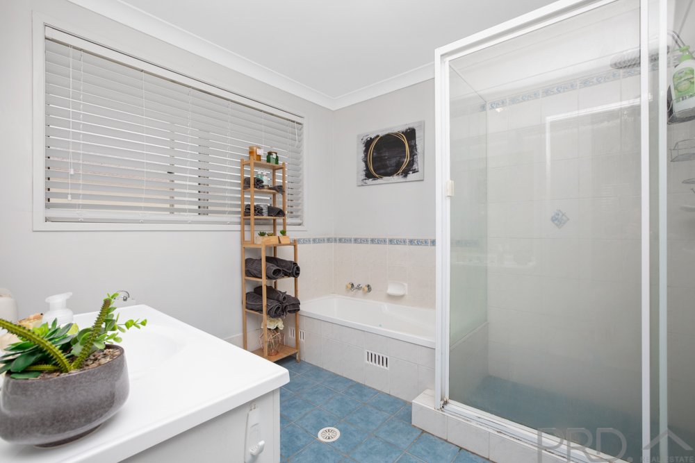 102 Budgeree Drive ABERGLASSLYN 14