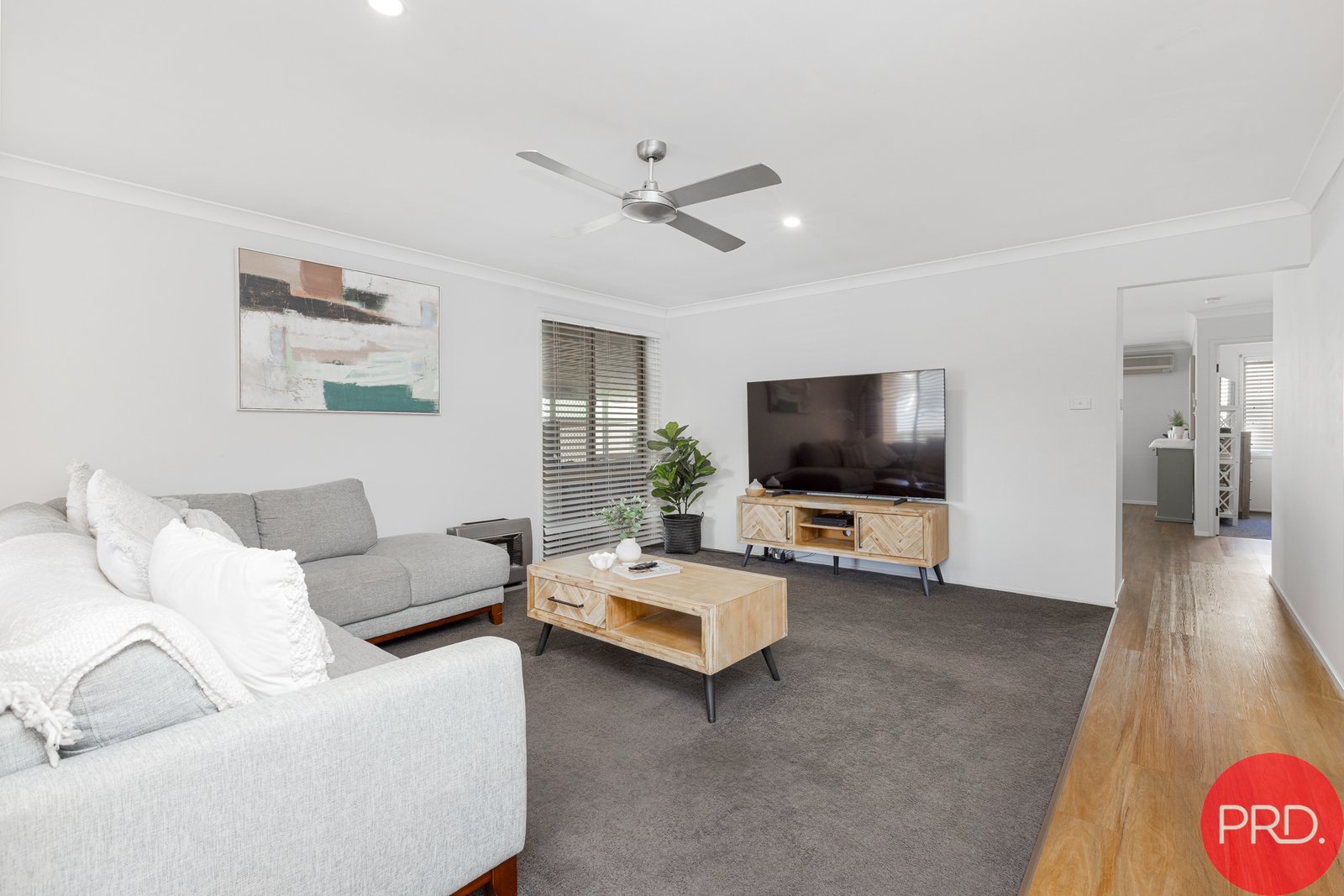 102 Budgeree Drive ABERGLASSLYN 3