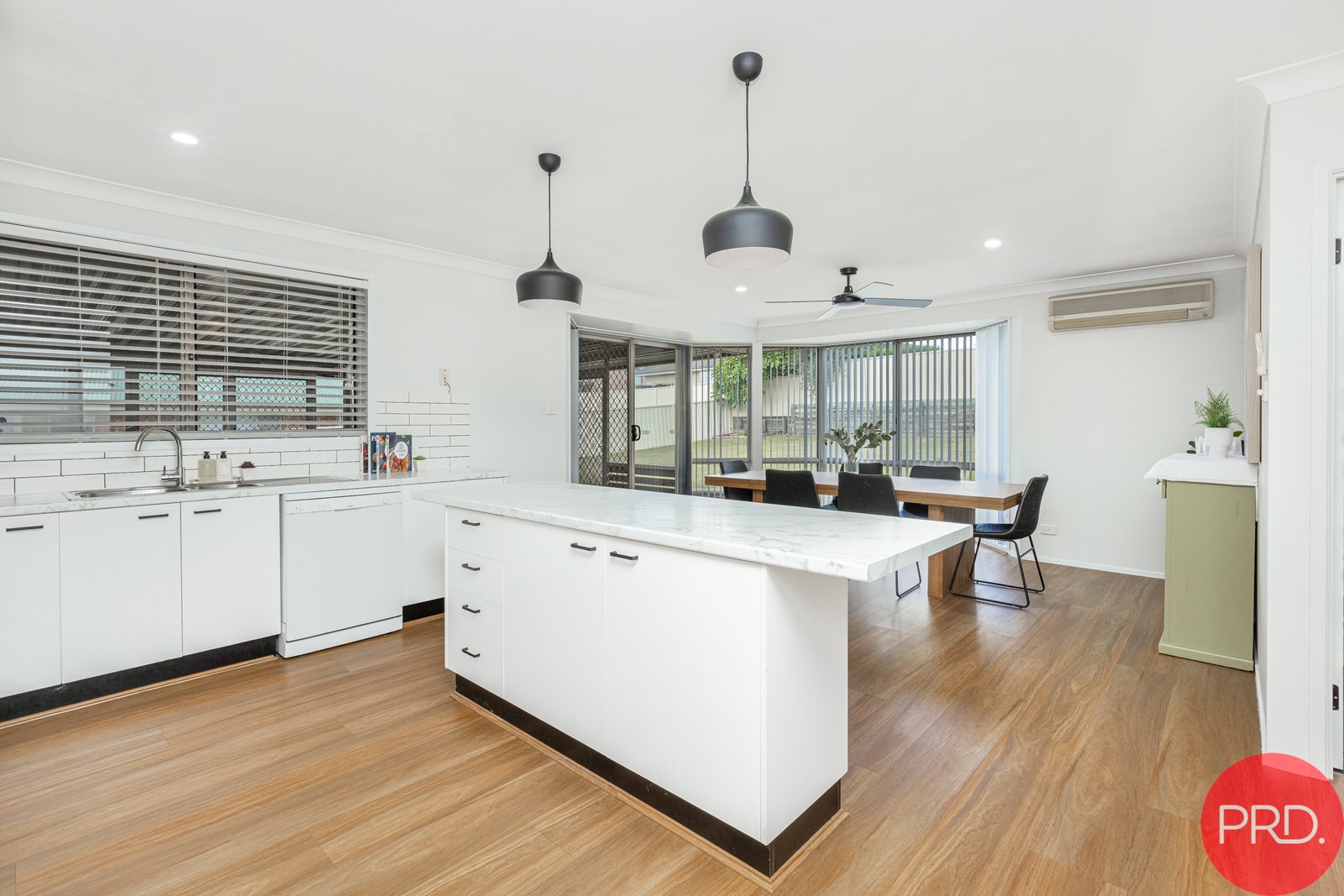 102 Budgeree Drive ABERGLASSLYN 5