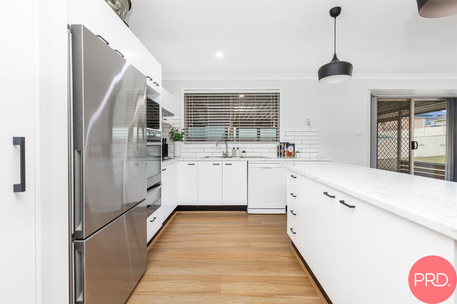 102 Budgeree Drive ABERGLASSLYN 6