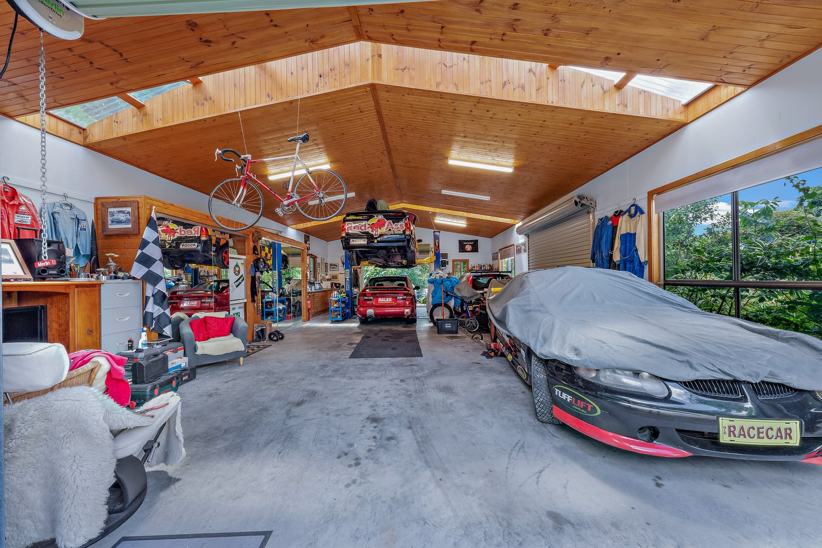 102 Camille Drive STRATHDICKIE 13