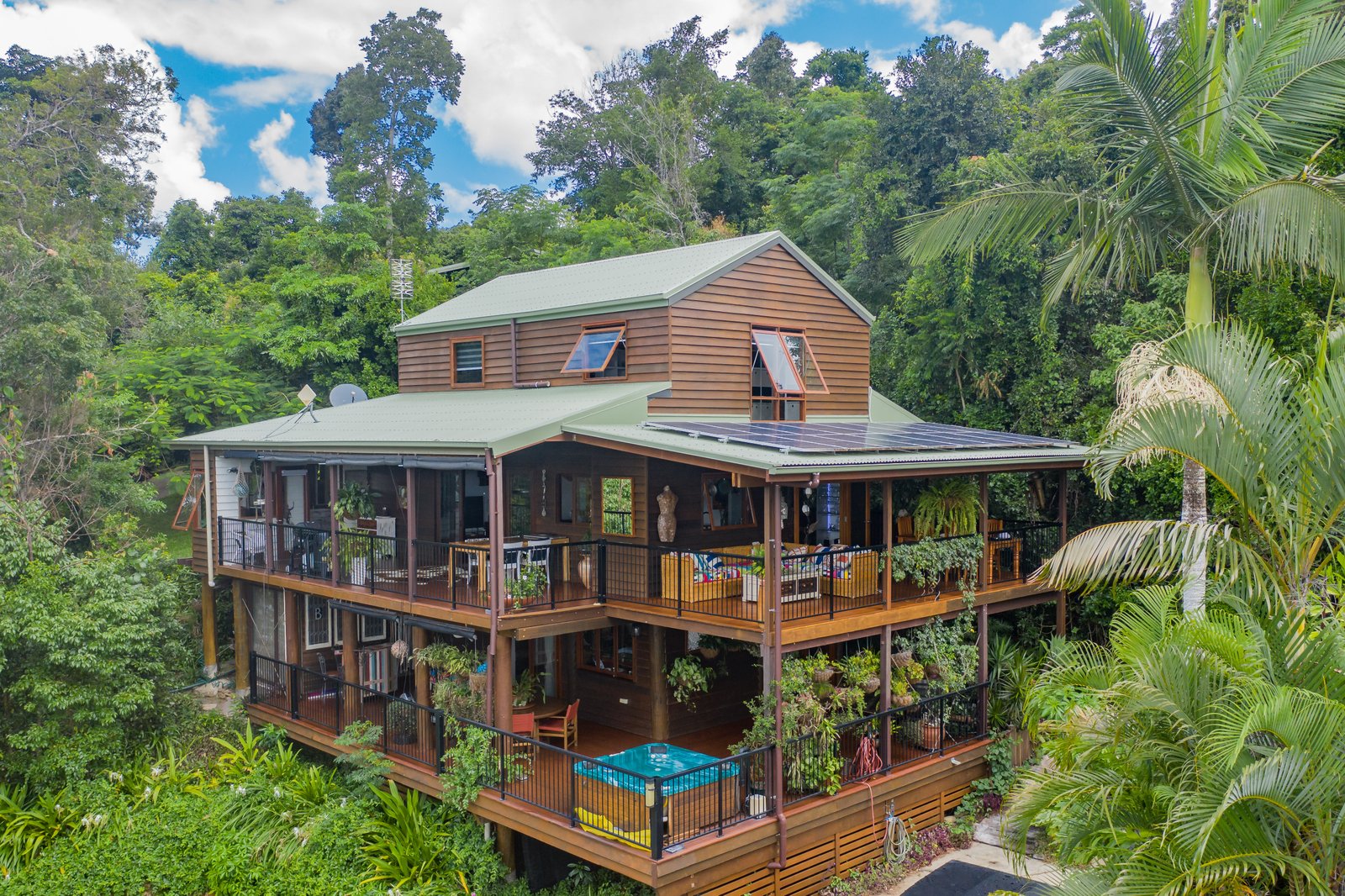 102 Camille Drive STRATHDICKIE 26