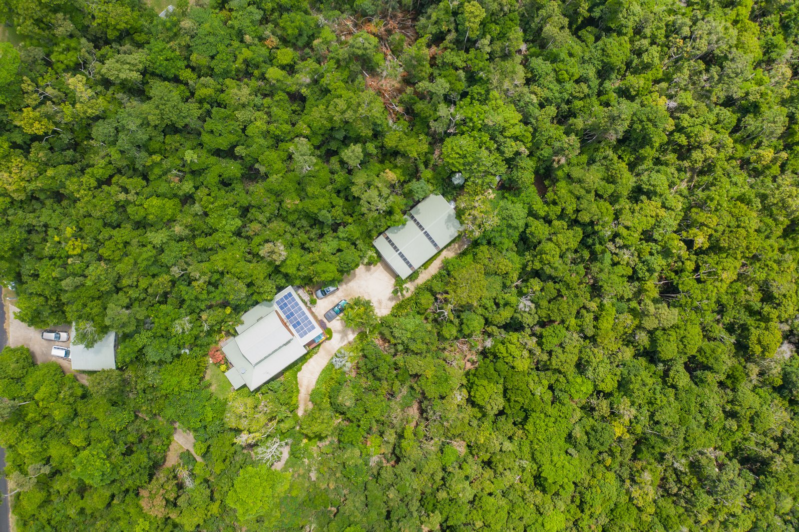 102 Camille Drive STRATHDICKIE 29