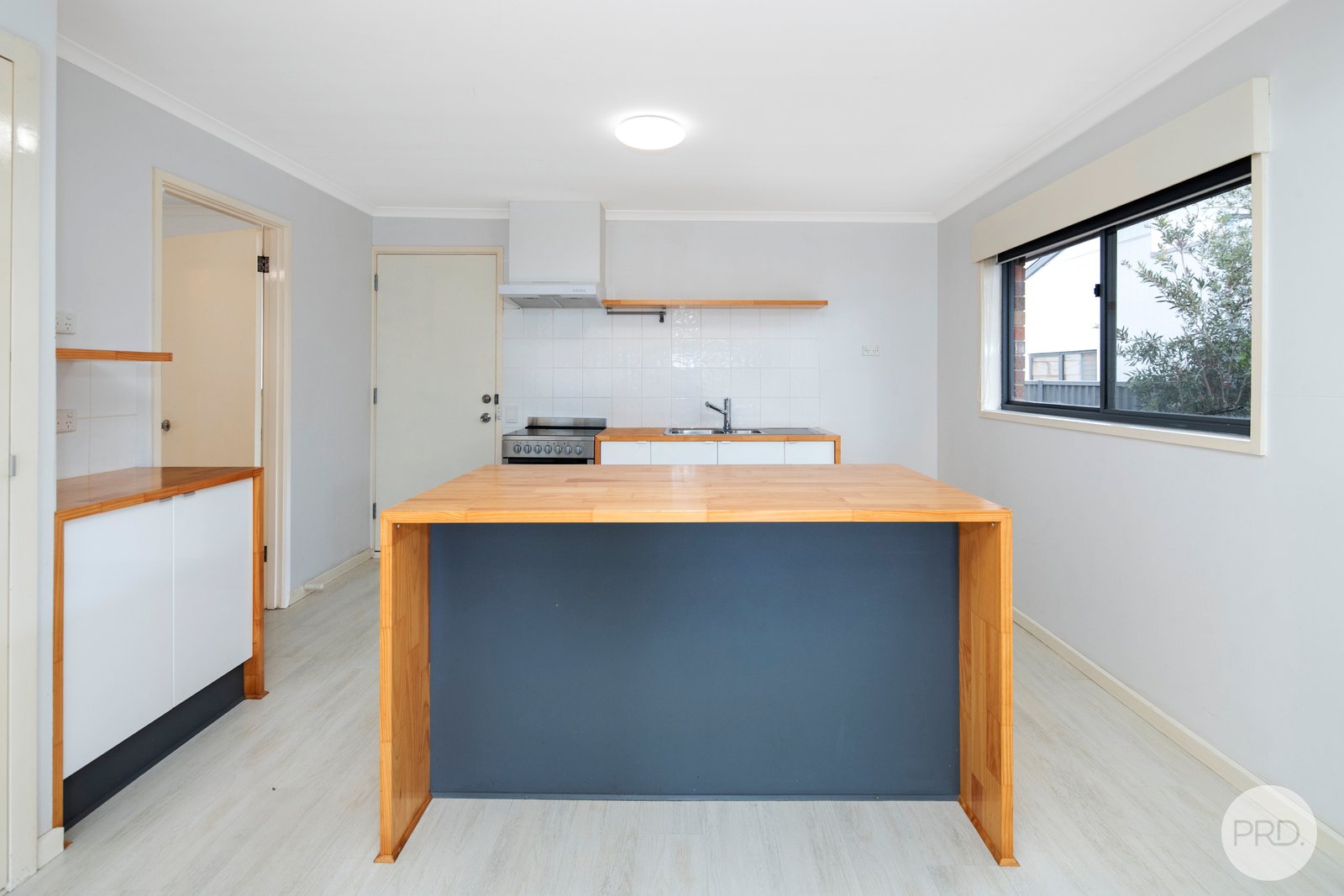 102 Clayton Street GOLDEN POINT 2