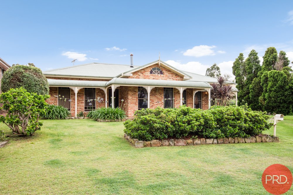 102 Dalveen Road LARGS 1