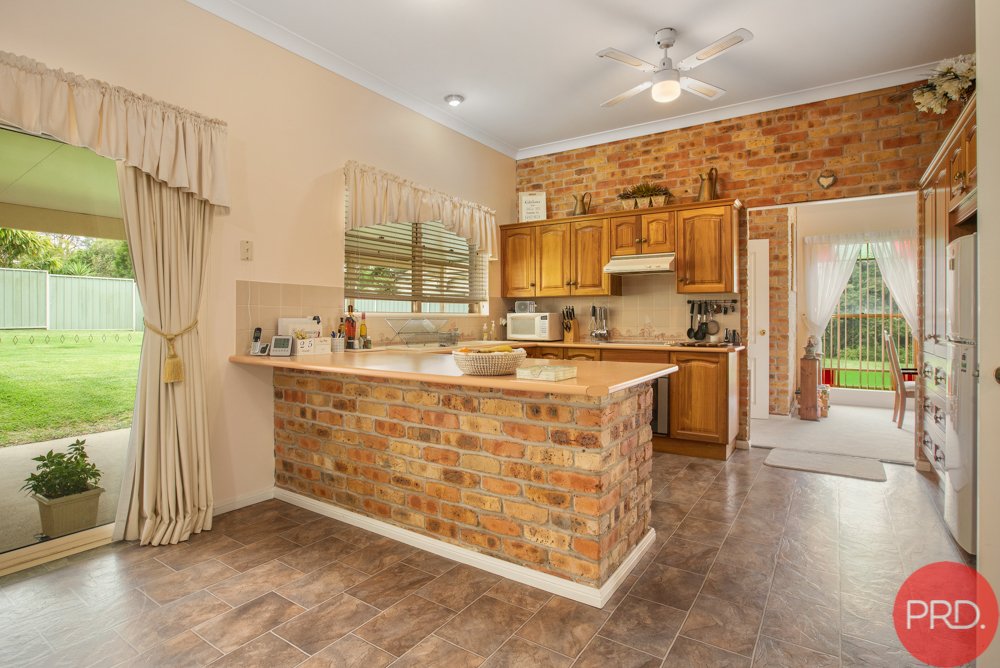 102 Dalveen Road LARGS 3