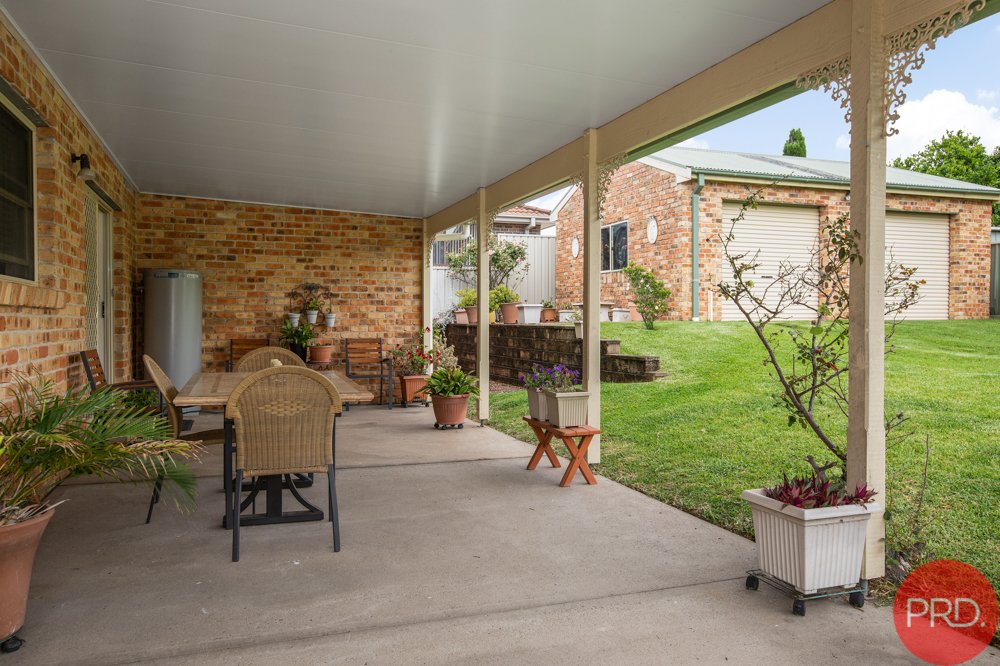 102 Dalveen Road LARGS 7