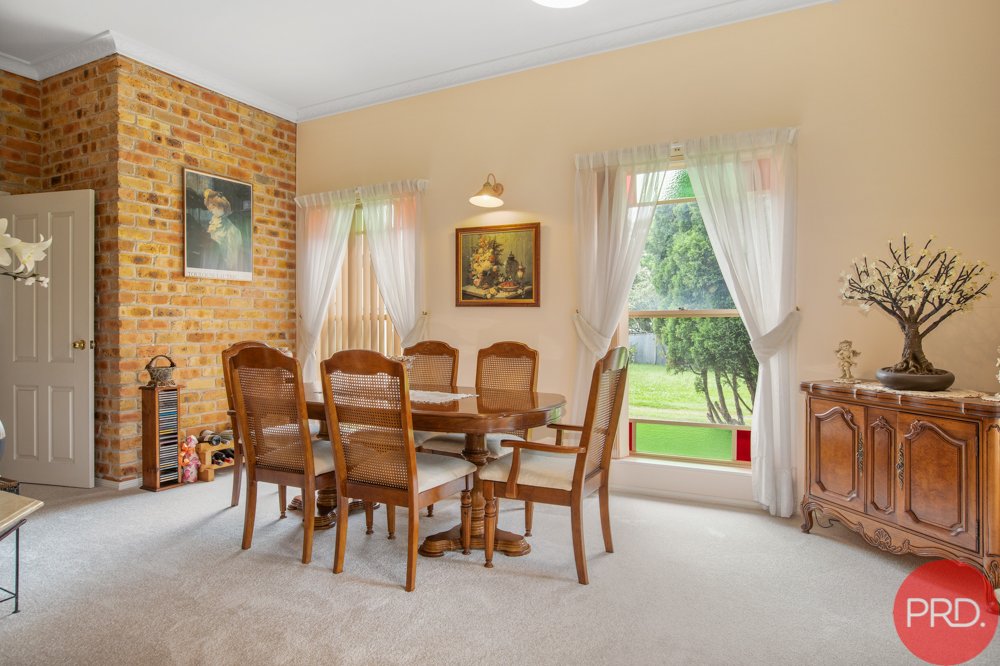 102 Dalveen Road LARGS 11