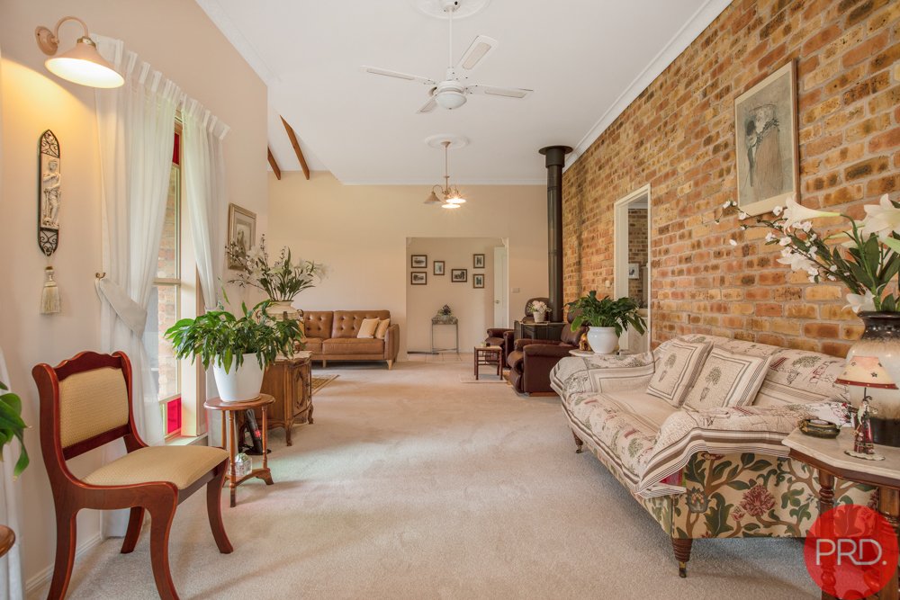 102 Dalveen Road LARGS 16
