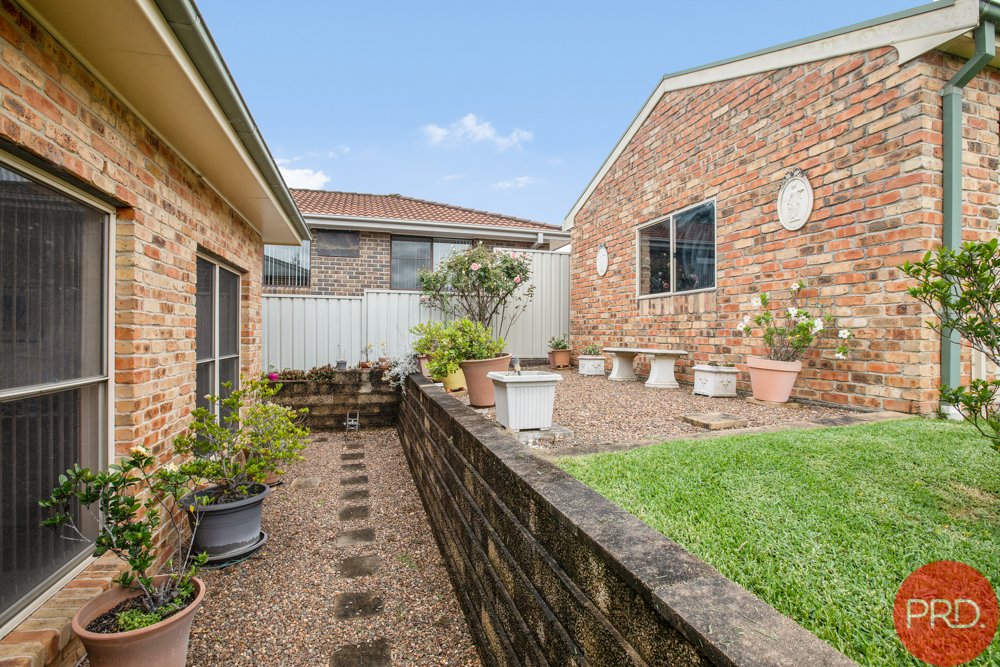 102 Dalveen Road LARGS 30
