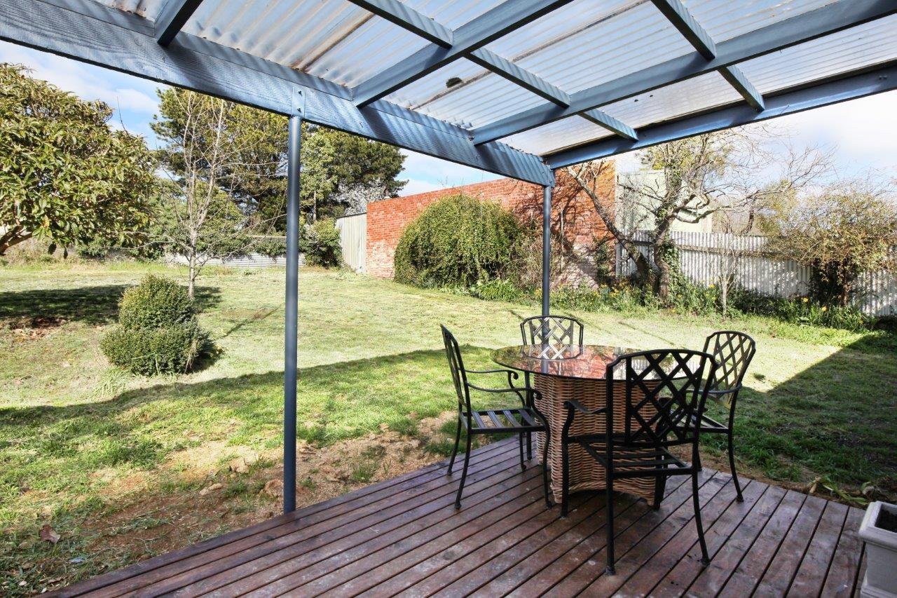 Real Estate and Property in 102 Edgecombe Street, Kyneton, VIC