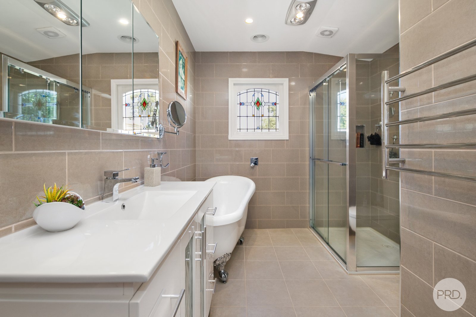 102 Edmonston Road ADDINGTON 11