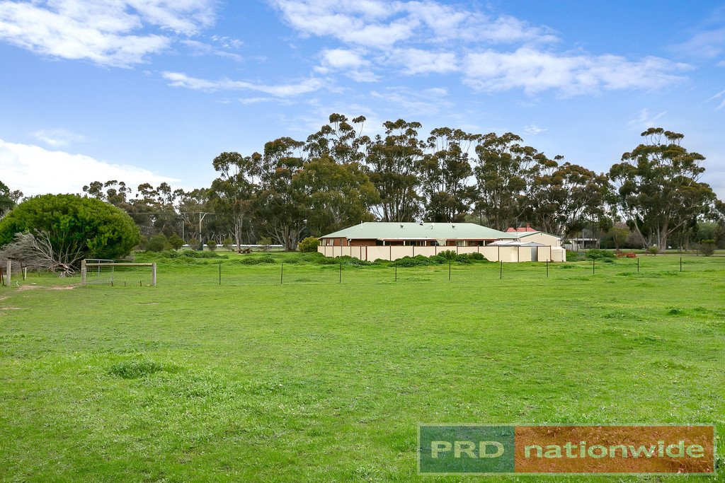 102 Ferrars Street ROKEWOOD 12