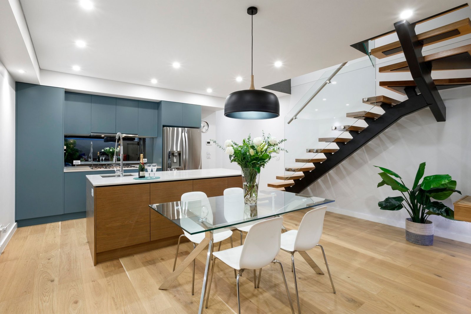 Gallery: 102 Graham Street