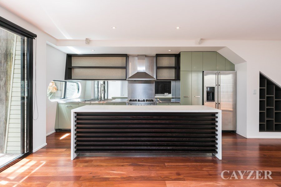 Gallery: 102 Iffla Street