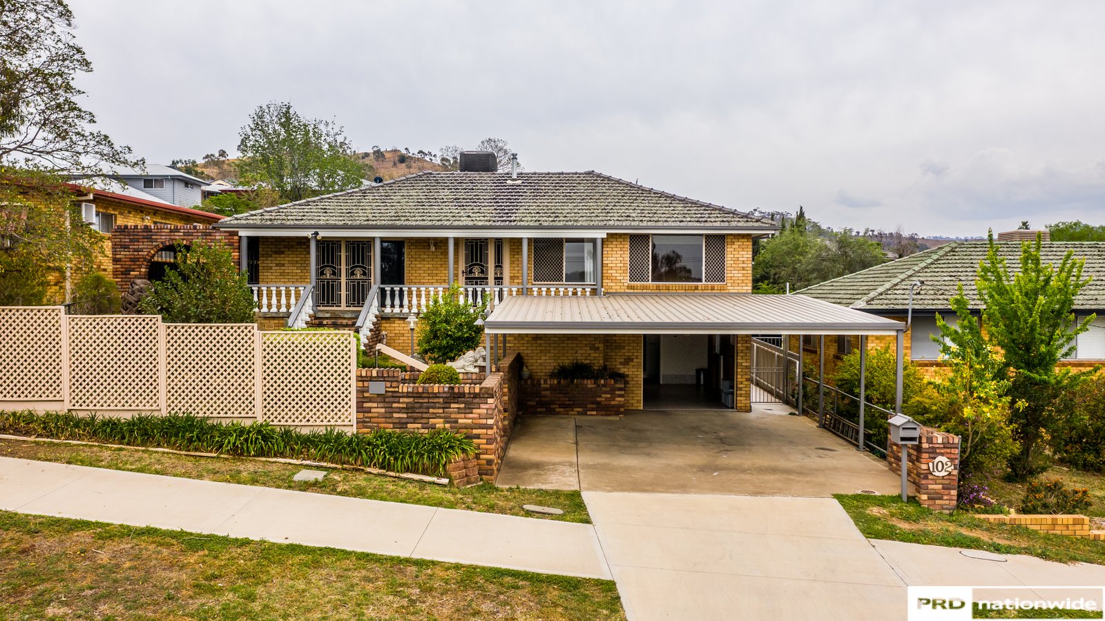 102 Johnston Street TAMWORTH 2