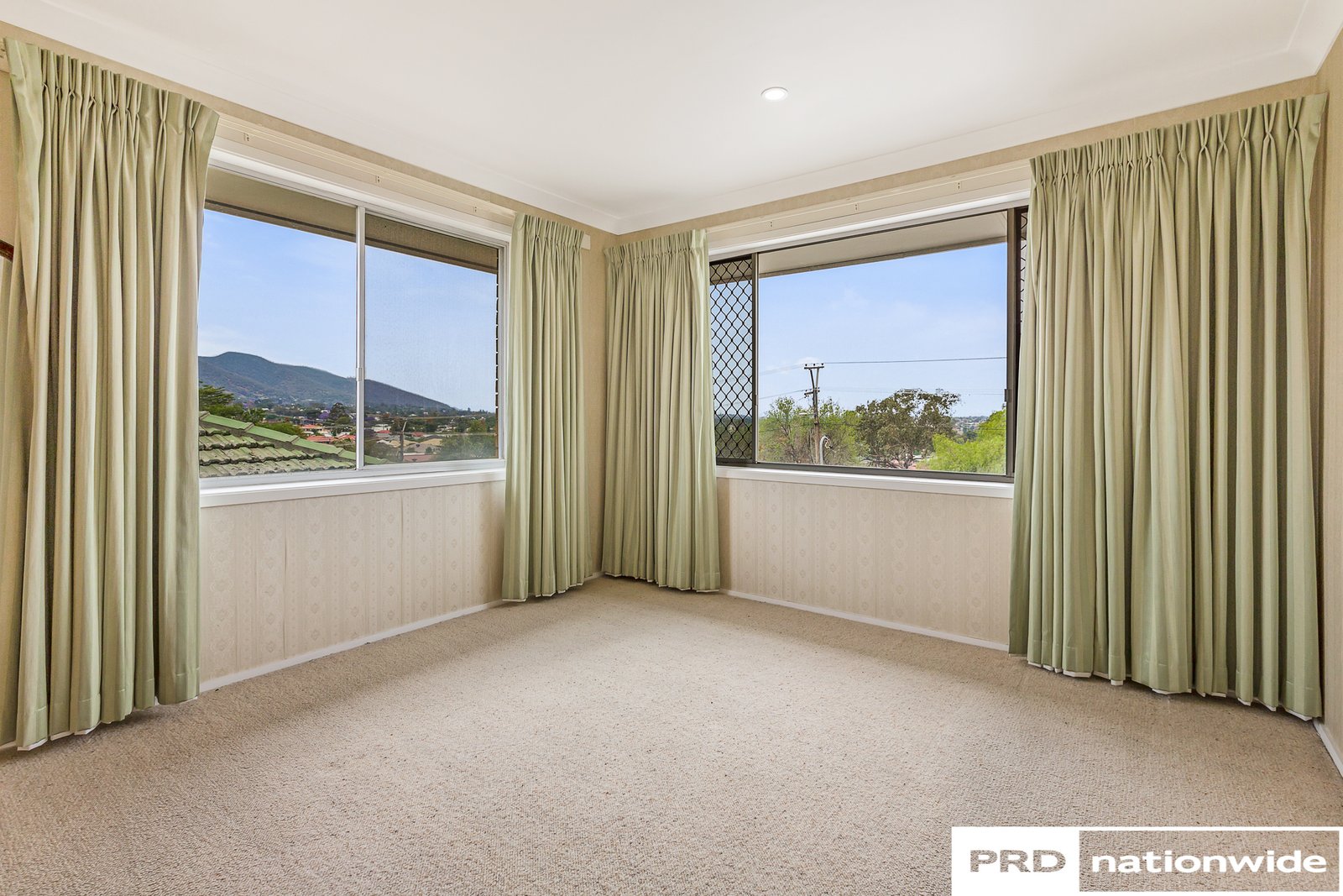 102 Johnston Street TAMWORTH 10