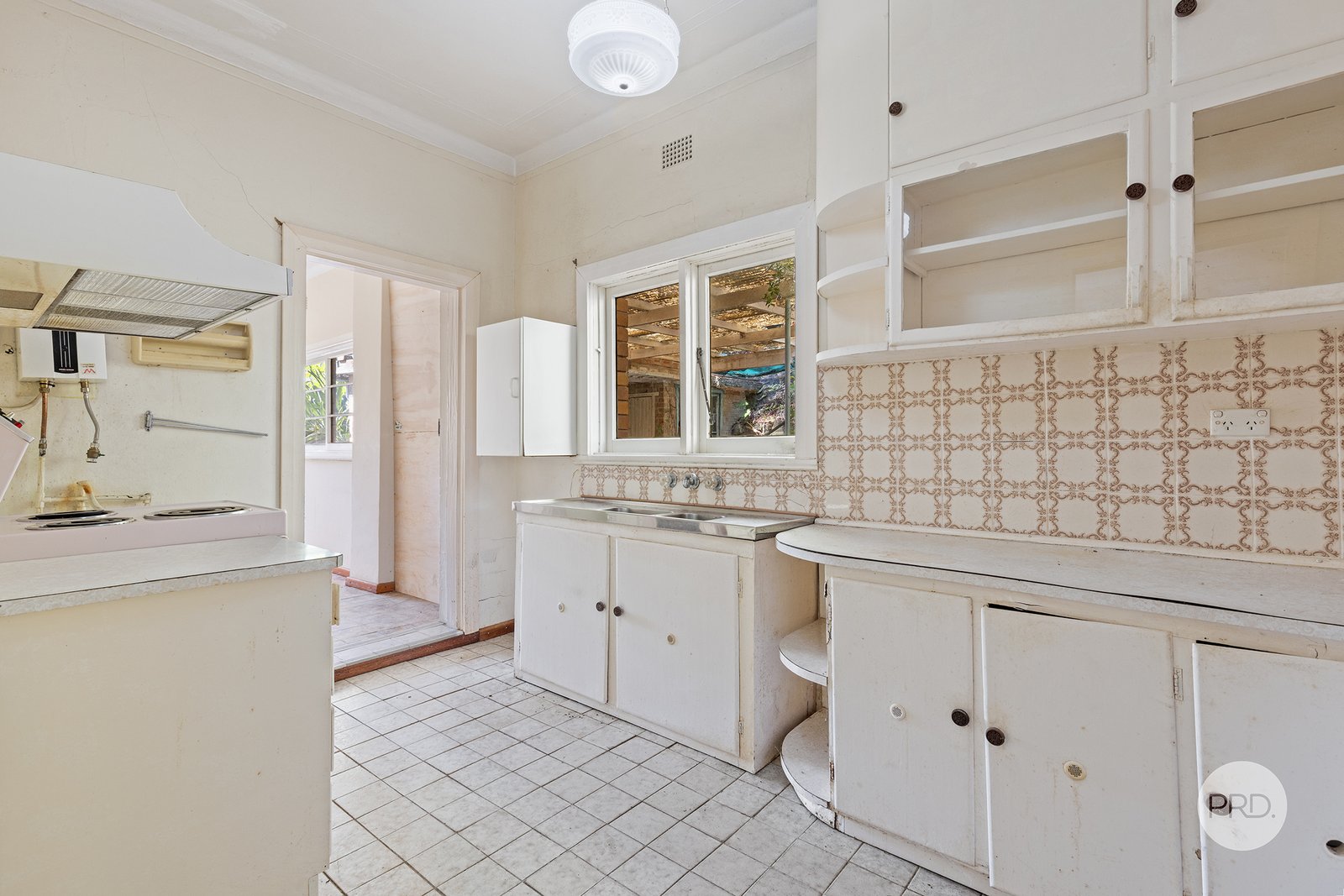 102 Kyle Parade KYLE BAY 10