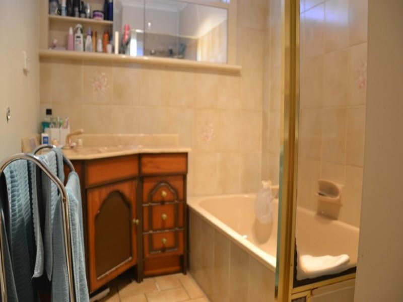Gallery: 102 Lochiel Avenue