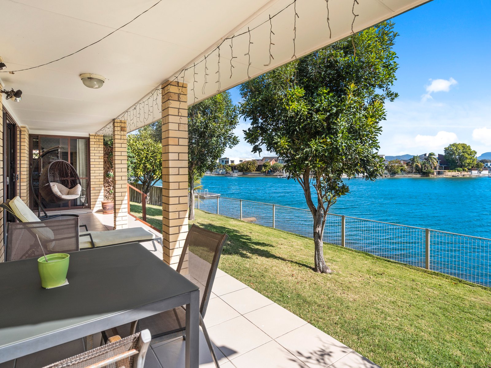 102 Melaleuca Drive PALM BEACH 5