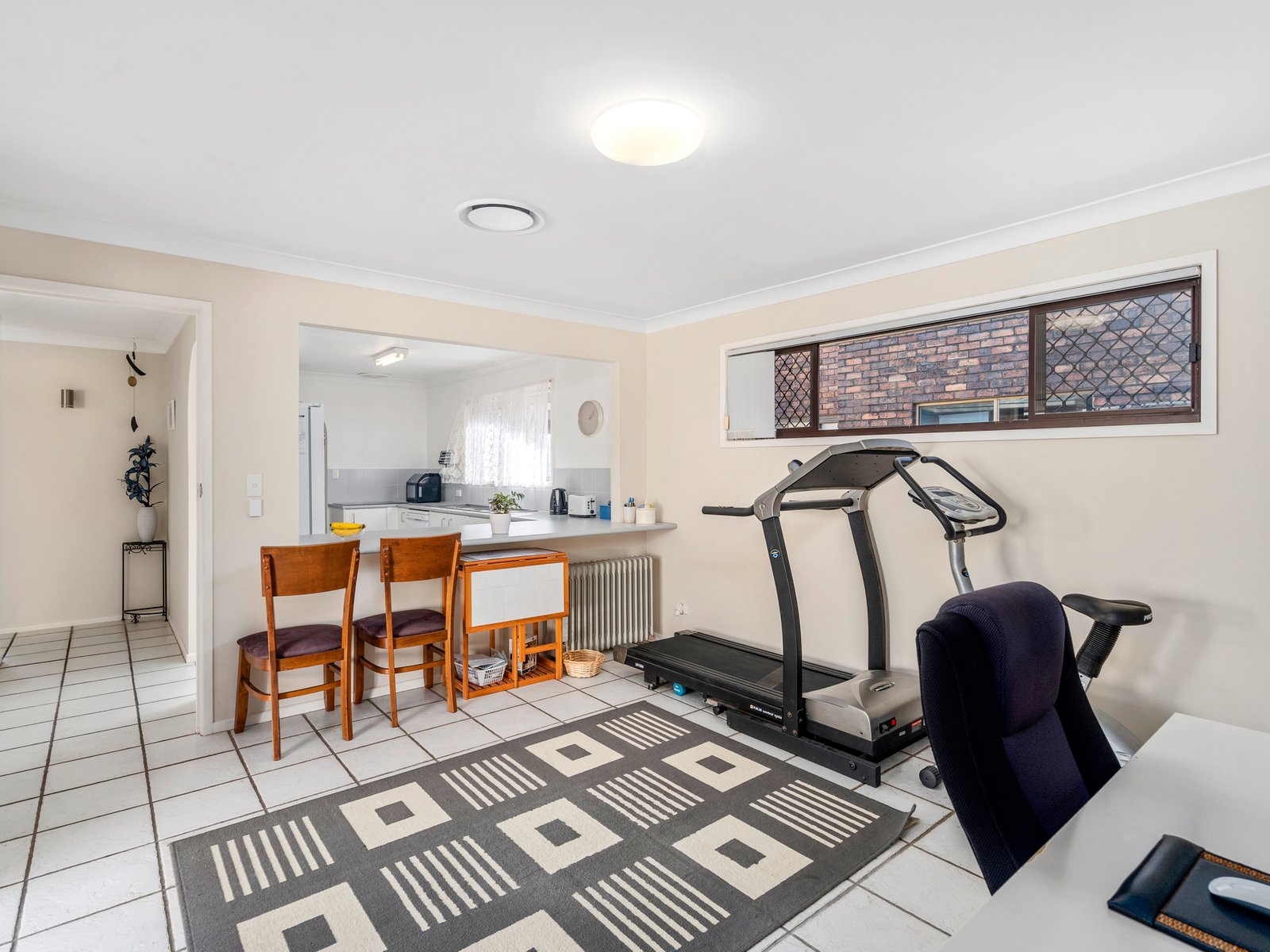 102 Melaleuca Drive PALM BEACH 12