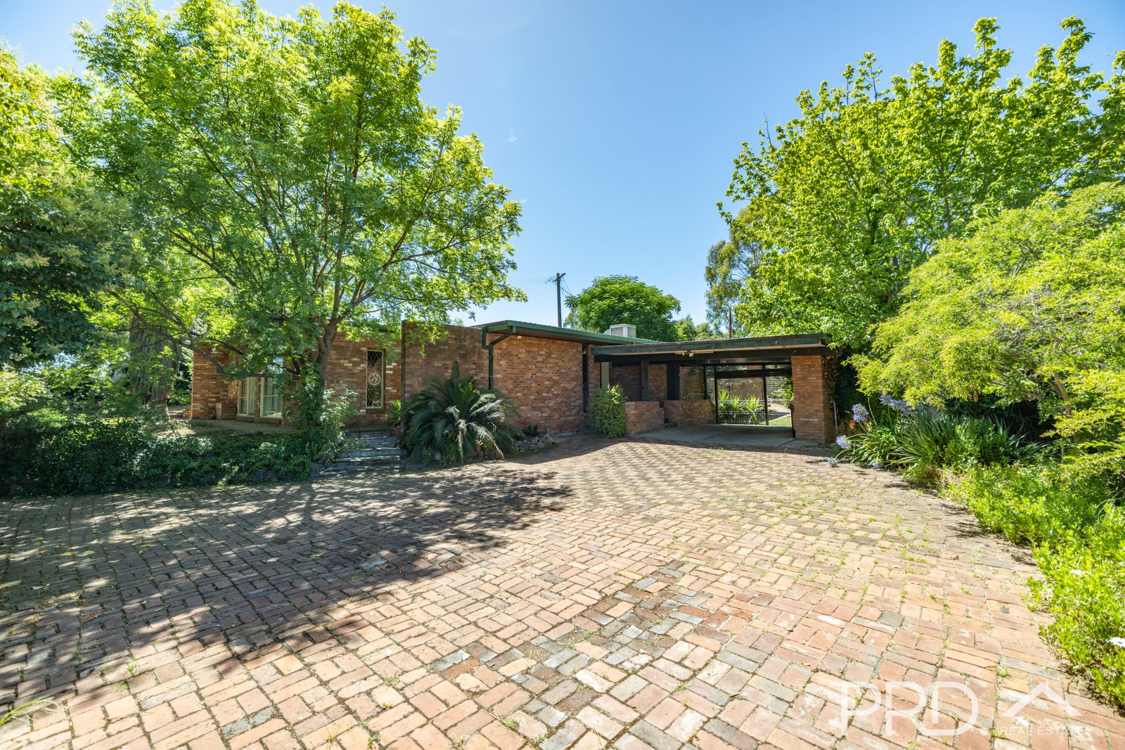 102 Merivale Street TUMUT 2