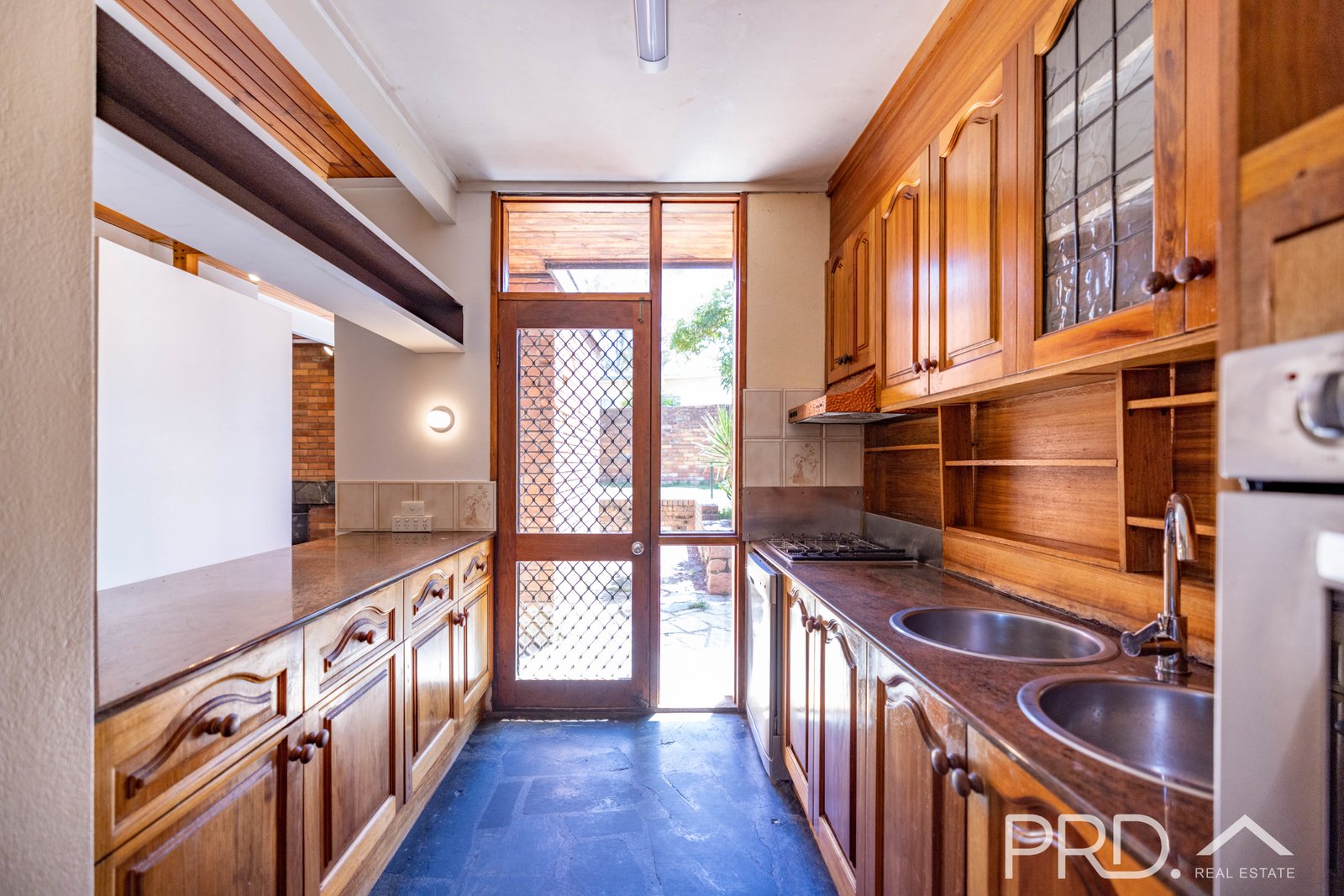 102 Merivale Street TUMUT 6