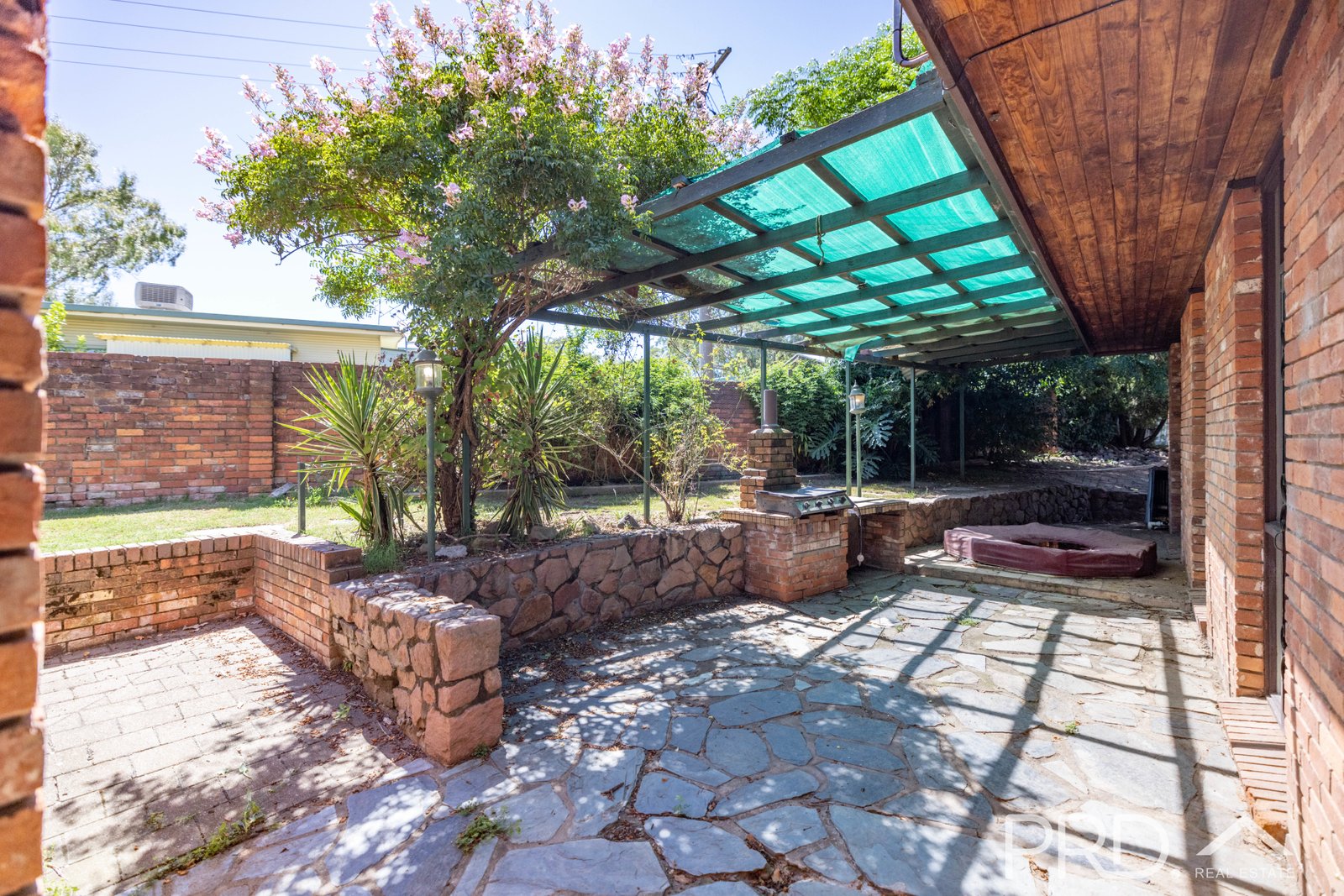 102 Merivale Street TUMUT 17