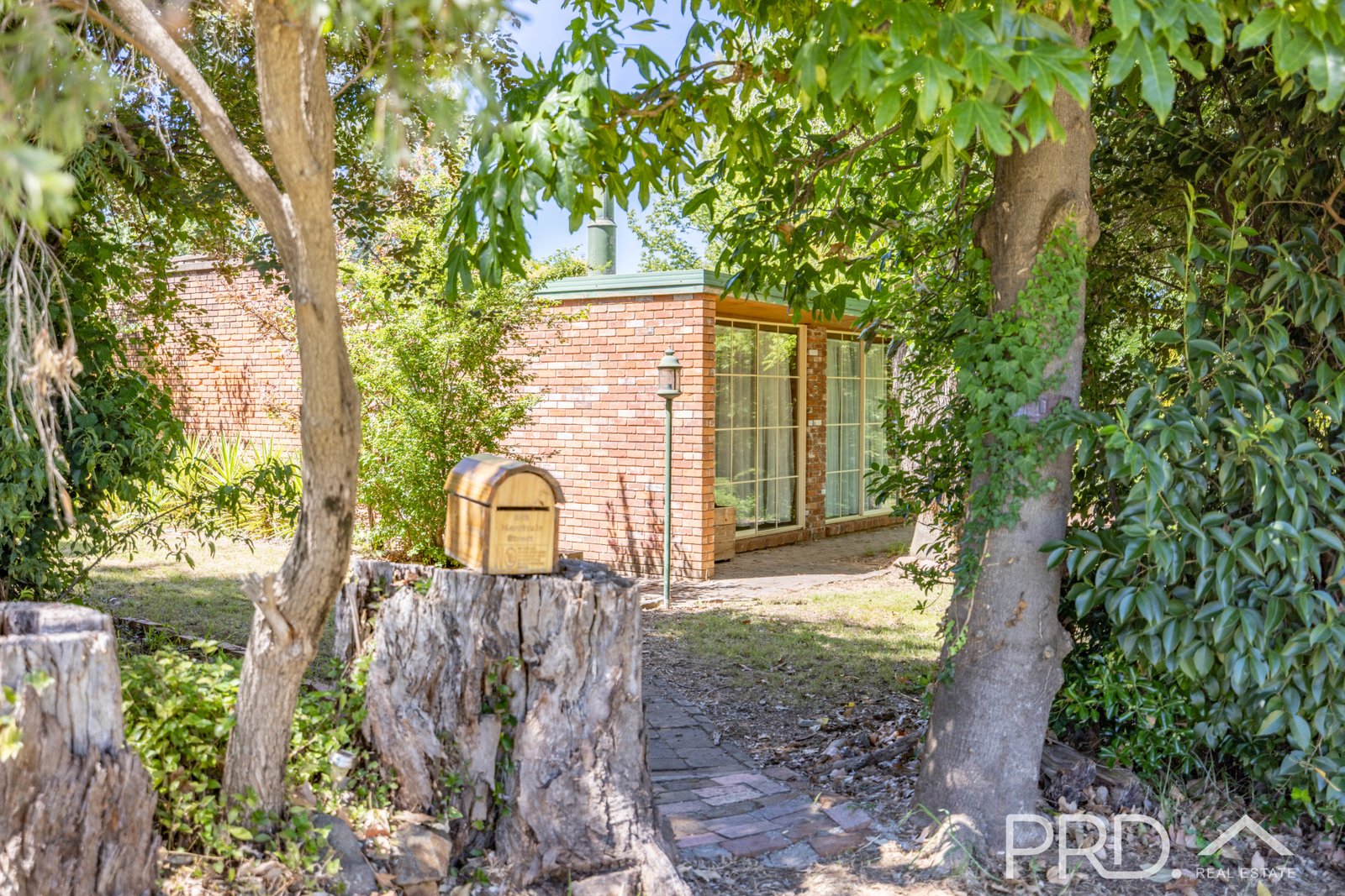 102 Merivale Street TUMUT 19