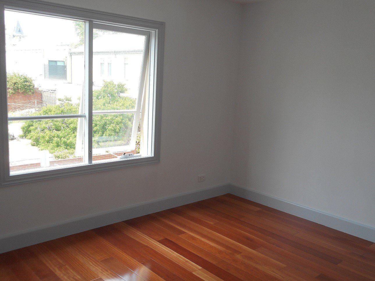 Gallery: 102 Nott Street