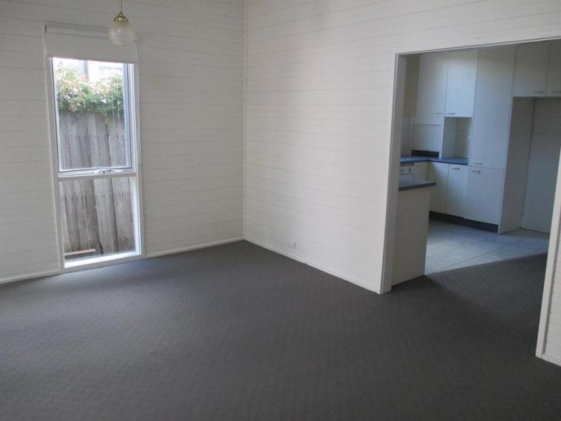 Gallery: 102 Pickles Street