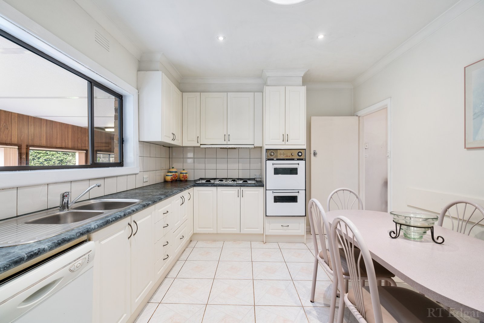 Real Estate and Property in 102 Porter Road, Heidelberg Heights, VIC