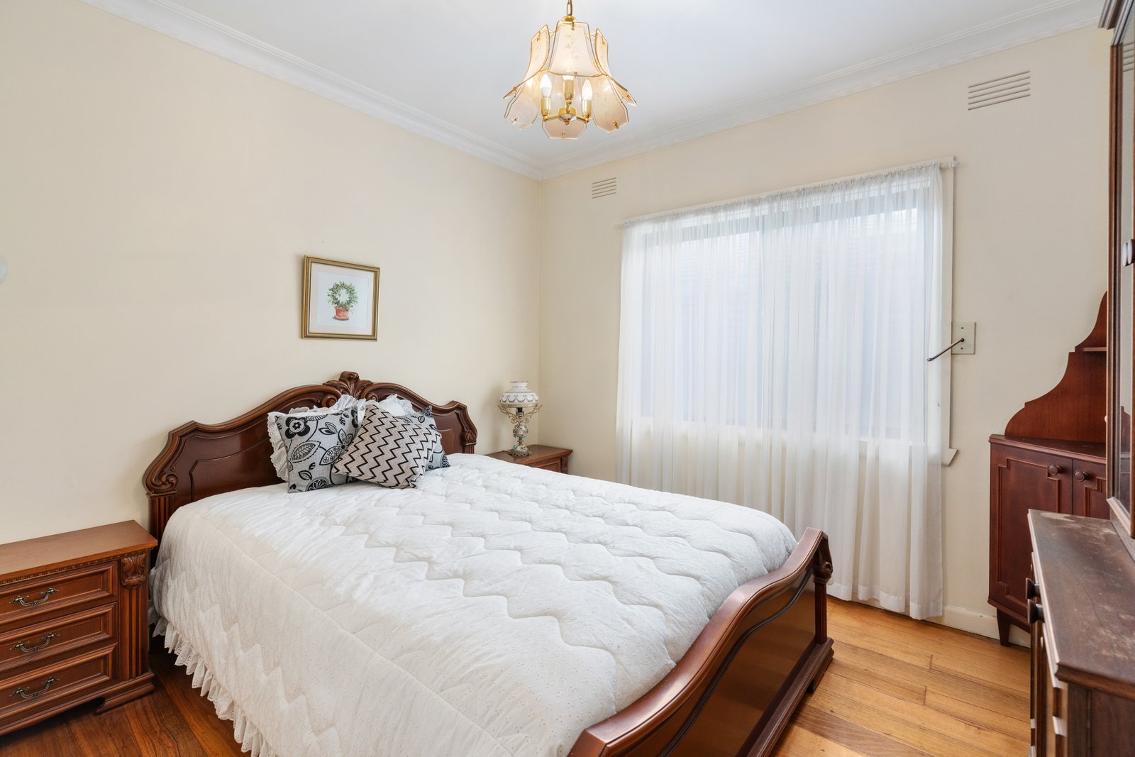 Real Estate and Property in 102 Porter Road, Heidelberg Heights, VIC