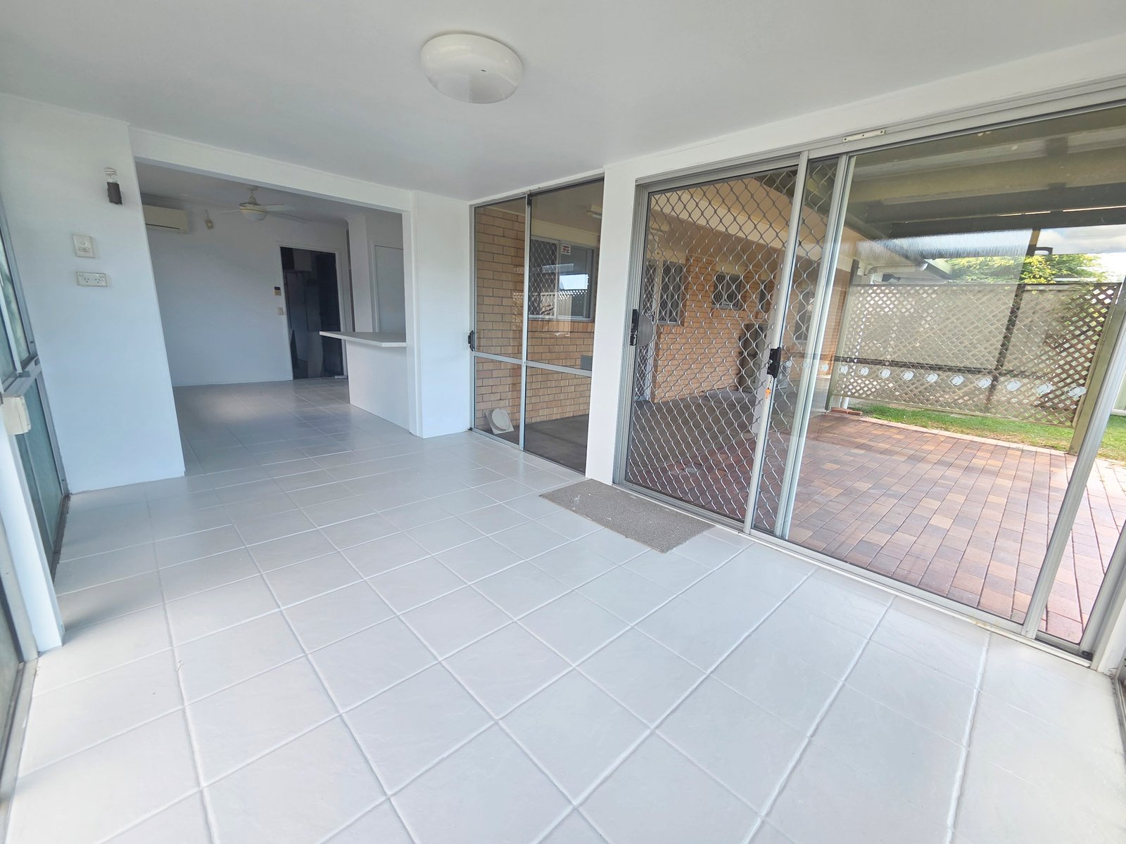 102 Rio Vista Boulevard BROADBEACH WATERS 6