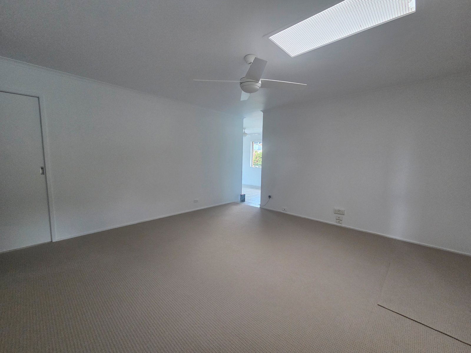 102 Rio Vista Boulevard BROADBEACH WATERS 9