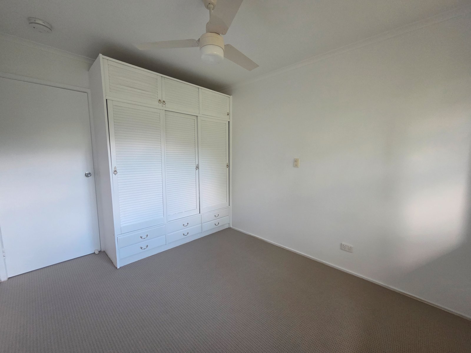 102 Rio Vista Boulevard BROADBEACH WATERS 15