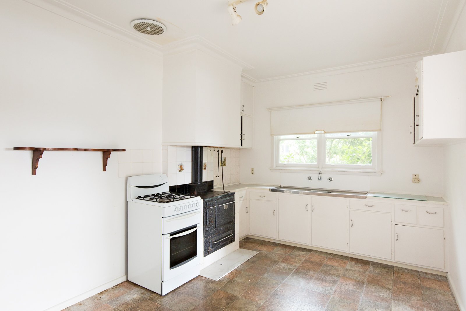 Gallery: 102 Seymour Street