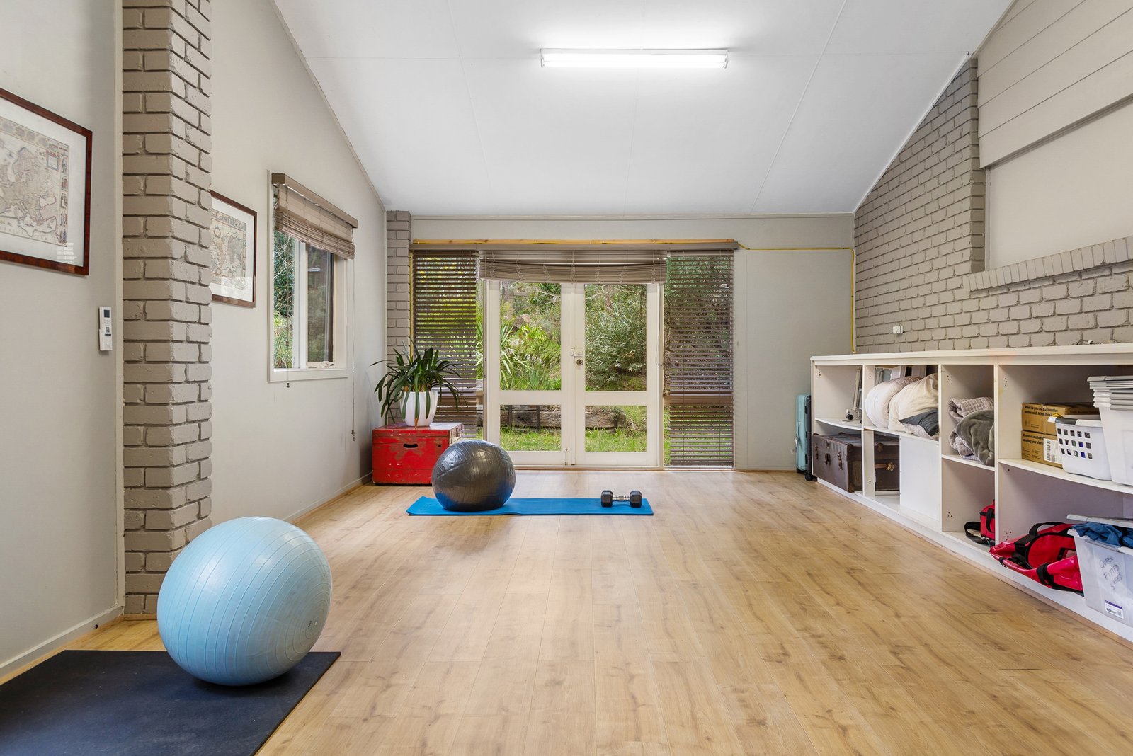 Real Estate and Property in 102 Slatey Creek Road, Woodend, VIC