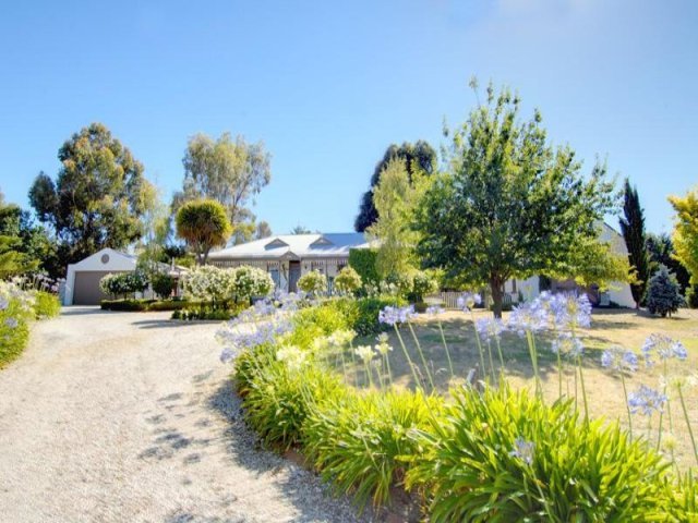 102 Somerville Street BUNINYONG 1