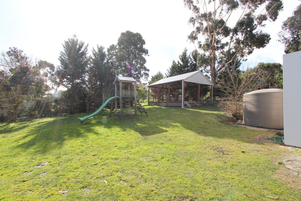102 Somerville Street BUNINYONG 15