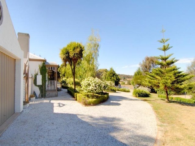 102 Somerville Street BUNINYONG 20