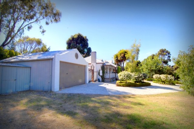 102 Somerville Street BUNINYONG 21