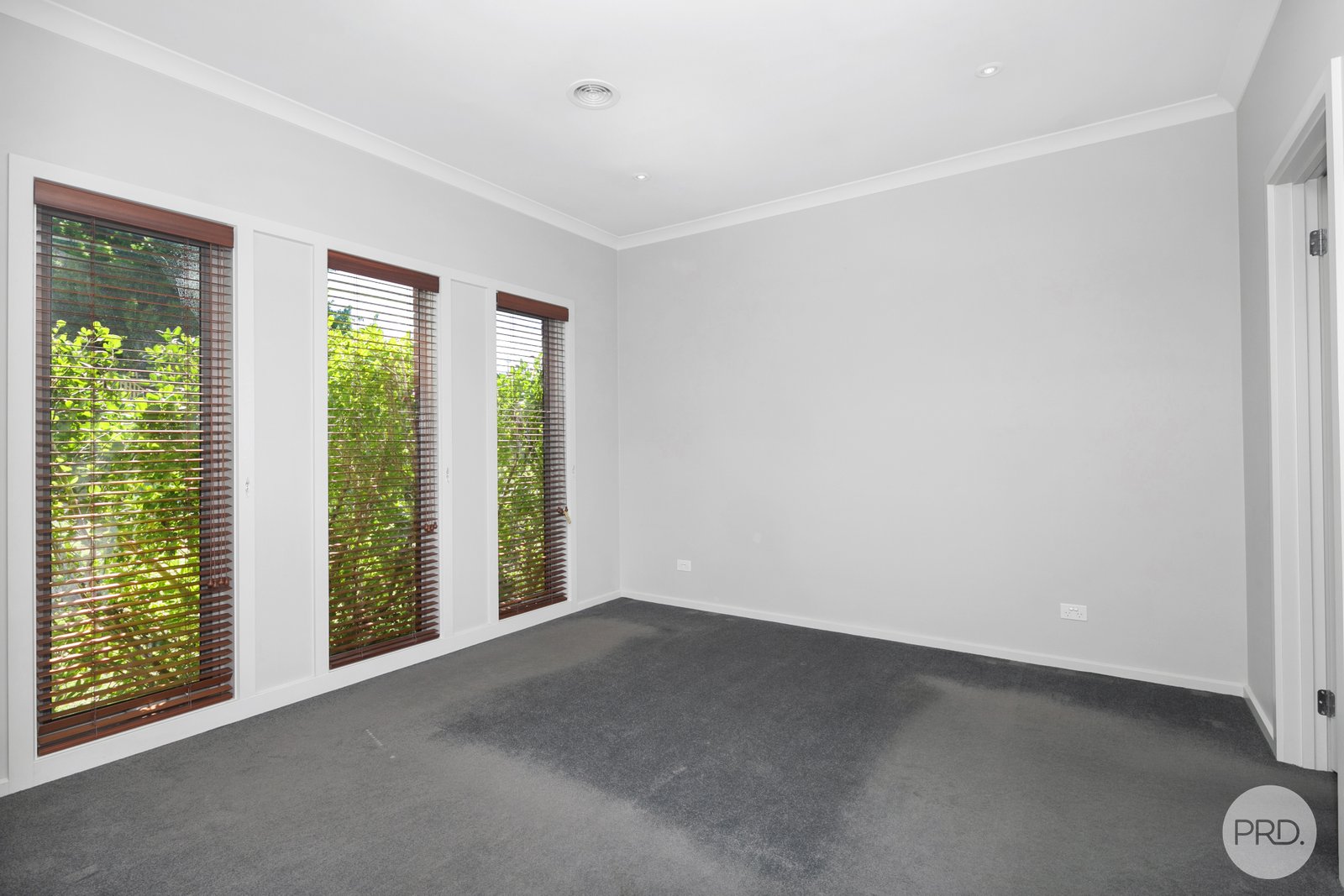 102 Sweeney Street BLACK HILL 3